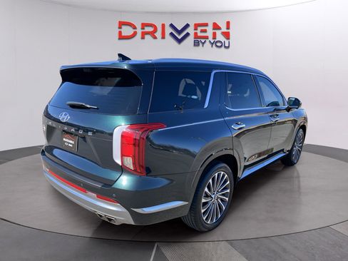 Used 2025 Hyundai Palisade Calligraphy image 6