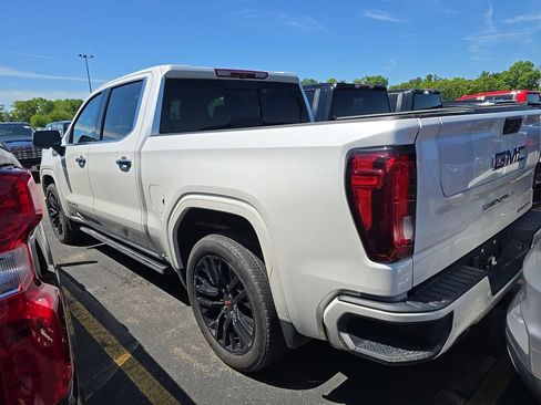 Used 2022 GMC Sierra 1500 Denali AWD/4WD image 5