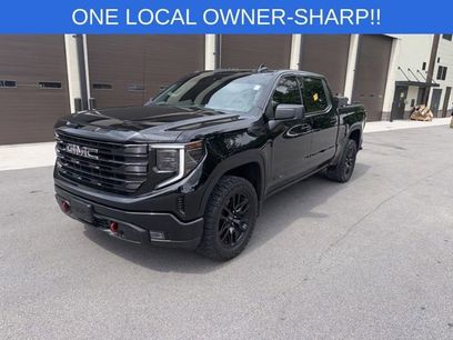 Used 2022 GMC Sierra 1500 Elevation w/ LPO, Elevation Black Package