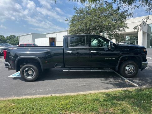 Used 2024 Chevrolet Silverado 3500 LTZ w/ LTZ Plus Package AWD/4WD image 16