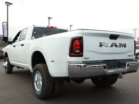 New 2026 RAM 3500 Tradesman w/ Chrome Appearance Group A AWD/4WD image 9