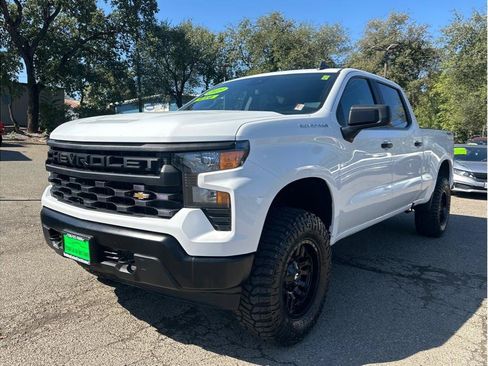 Used 2023 Chevrolet Silverado 1500 W/T w/ WT Value Package AWD/4WD image 3