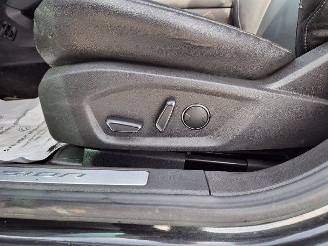 Used 2013 Ford Fusion Titanium w/ Titanium Driver Assist Pkg FWD image 15