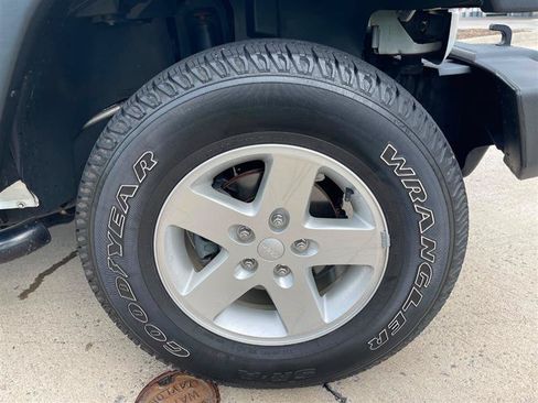 Used 2016 Jeep Wrangler Sport w/ Quick Order Package 24S AWD/4WD image 36