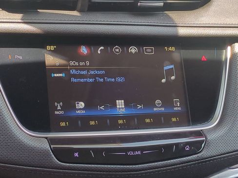 Used 2019 Cadillac XT5 Luxury AWD/4WD image 8