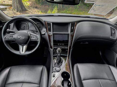 Used 2018 INFINITI Q50 Luxe w/ Essential Package (3.0T Luxe) RWD image 54