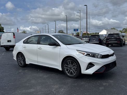 Used 2023 Kia Forte GT-Line w/ GT-Line Premium Package FWD image 2