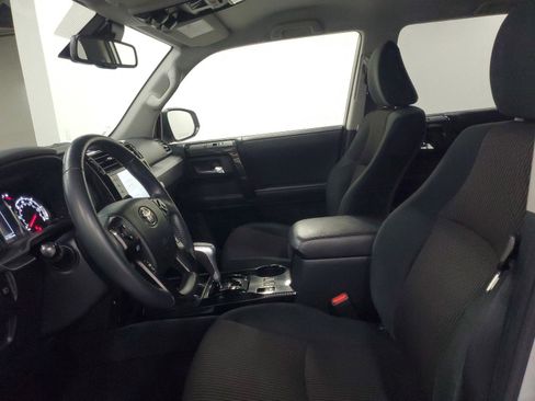 Used 2021 Toyota 4Runner TRD Off-Road image 17