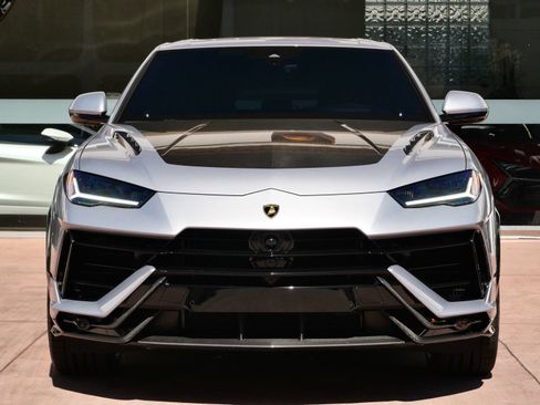 Used 2024 Lamborghini Urus Performante AWD/4WD image 5