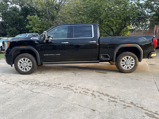 Used 2021 GMC Sierra 2500 Denali w/ Denali Ultimate Package AWD/4WD image 3
