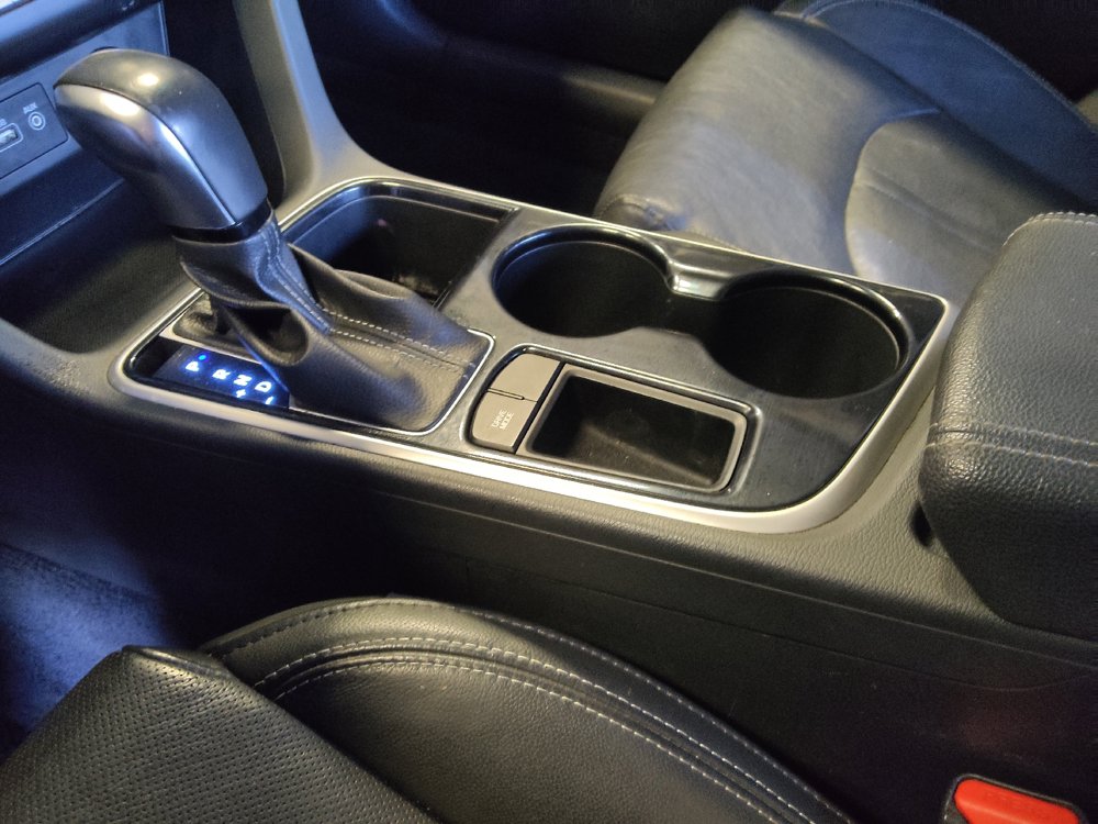 Used 2018 Hyundai Sonata Limited FWD image 26