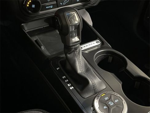 New 2025 Ford Bronco 4-Door image 24