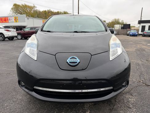 Used 2014 Nissan Leaf SL w/ Premium Package image 2