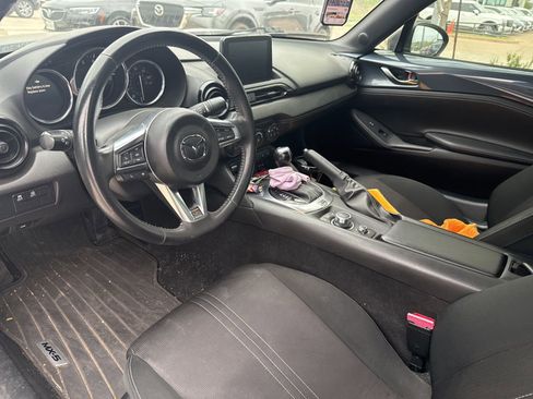 Used 2020 MAZDA MX-5 Miata RF Club image 23