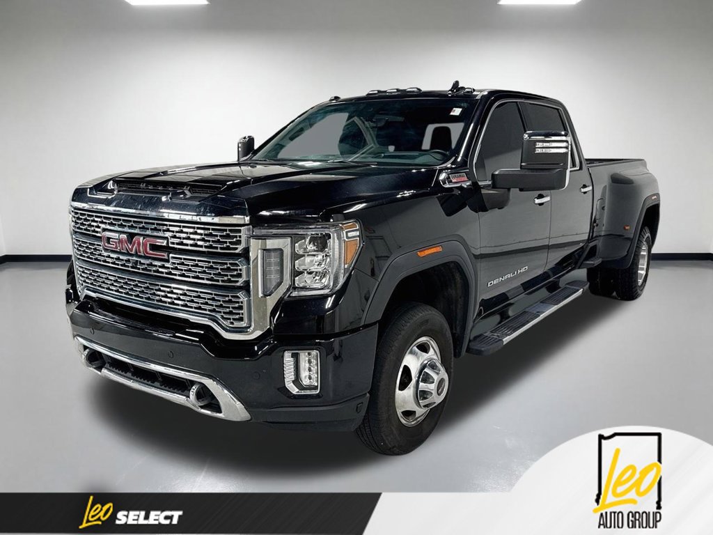 Used 2023 GMC Sierra 3500 Denali w/ Denali Ultimate Package AWD/4WD image 1