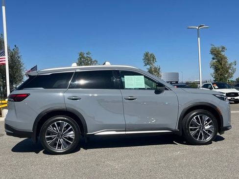 Certified 2026 INFINITI QX60 Luxe w/ Cargo Package FWD image 6