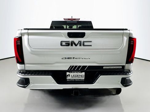 Used 2024 GMC Sierra 3500 Denali Ultimate image 7