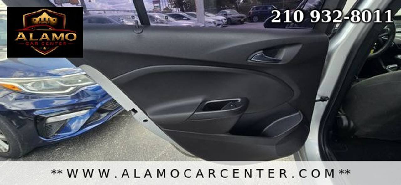 Used 2018 Chevrolet Cruze LS FWD image 26