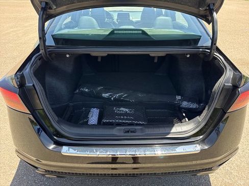 Certified 2023 Nissan Altima 2.5 SR FWD image 28