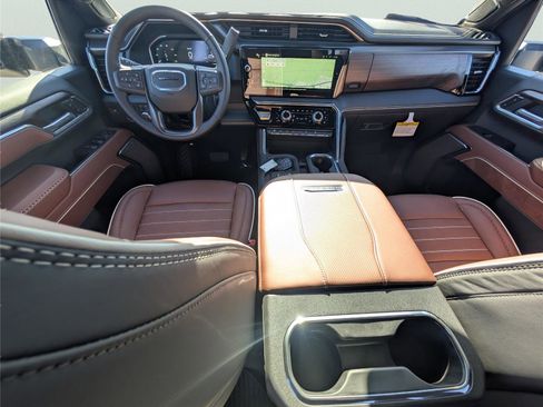 New 2026 GMC Sierra 2500 Denali Ultimate image 19
