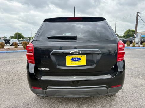 Used 2017 Chevrolet Equinox LT w/ Convenience Package FWD image 4