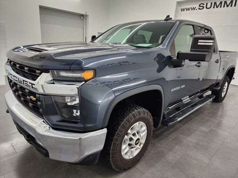 Used 2020 Chevrolet Silverado 2500 LT w/ Convenience Package image 7