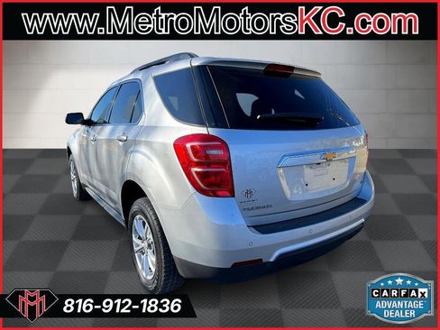 Used 2017 Chevrolet Equinox LT w/ Convenience Package image 3