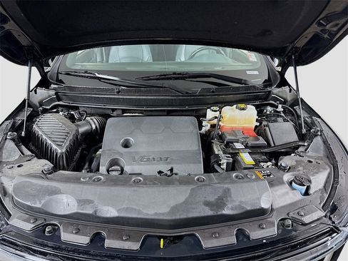 Used 2024 Buick Enclave Essence w/ Experience Buick Package image 26