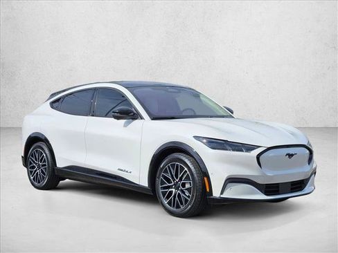 Used 2024 Ford Mustang Mach-E Premium image 3