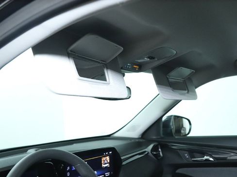 Used 2025 Chevrolet TrailBlazer LT image 19