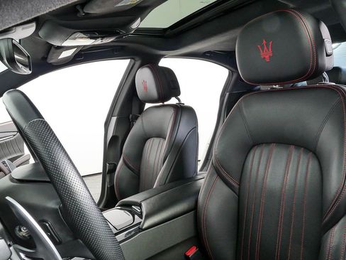 Used 2023 Maserati Ghibli Modena RWD image 3