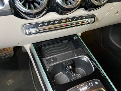 Used 2026 Mercedes-Benz GLB 250 4MATIC image 36