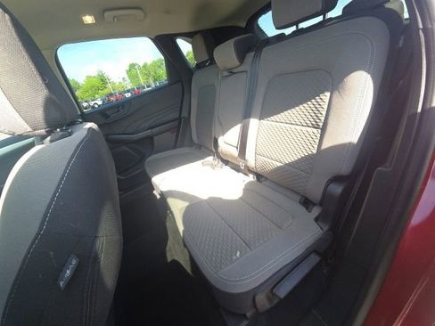 Used 2022 Ford Escape SE w/ Convenience Package FWD image 17