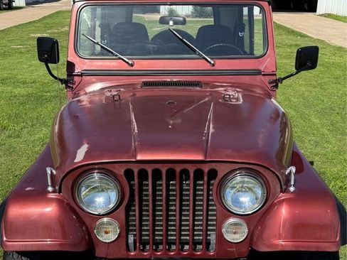 Used 1986 Jeep CJ 7 image 9