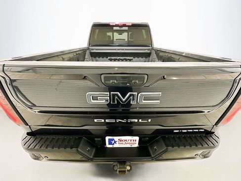 Used 2024 GMC Sierra 2500 Denali Ultimate w/ Max Trailering Package AWD/4WD image 6