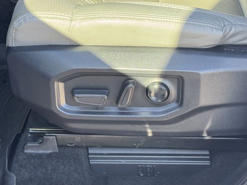 Used 2024 Toyota Tundra Limited image 16