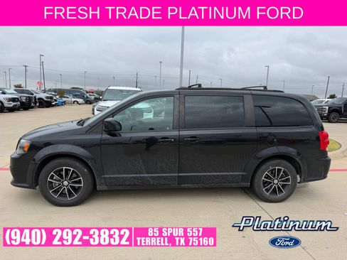 Used 2019 Dodge Grand Caravan GT FWD image 4