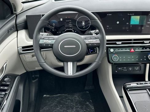 New 2026 Hyundai Tucson Limited image 11