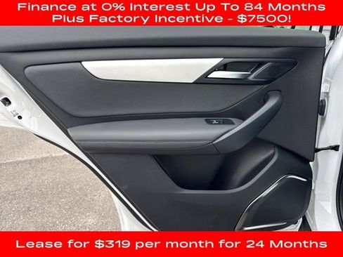 New 2025 VinFast VF 8 Plus image 14