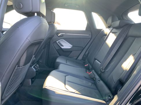 New 2025 Audi Q3 2.0T Premium image 15