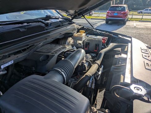 Used 2019 RAM 1500 Big Horn image 13