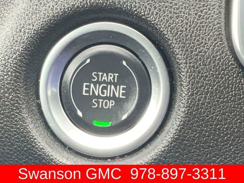 Used 2024 Chevrolet Colorado W/T image 17