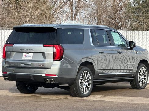 New 2026 GMC Yukon XL Denali w/ Denali Reserve Package image 4