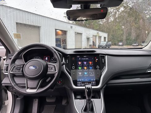 Certified 2023 Subaru Outback Limited image 9