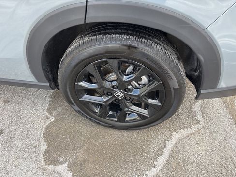 Used 2025 Honda HR-V Sport image 31