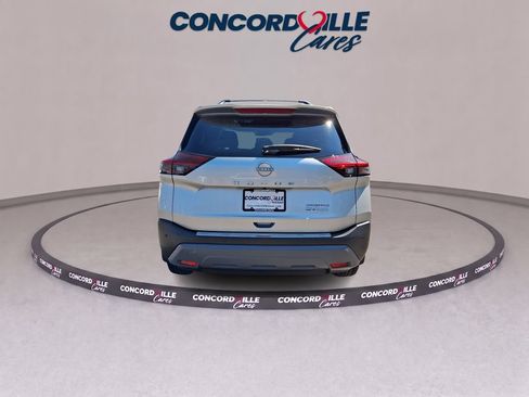 Certified 2023 Nissan Rogue SV w/ SV Premium B Package AWD/4WD image 6