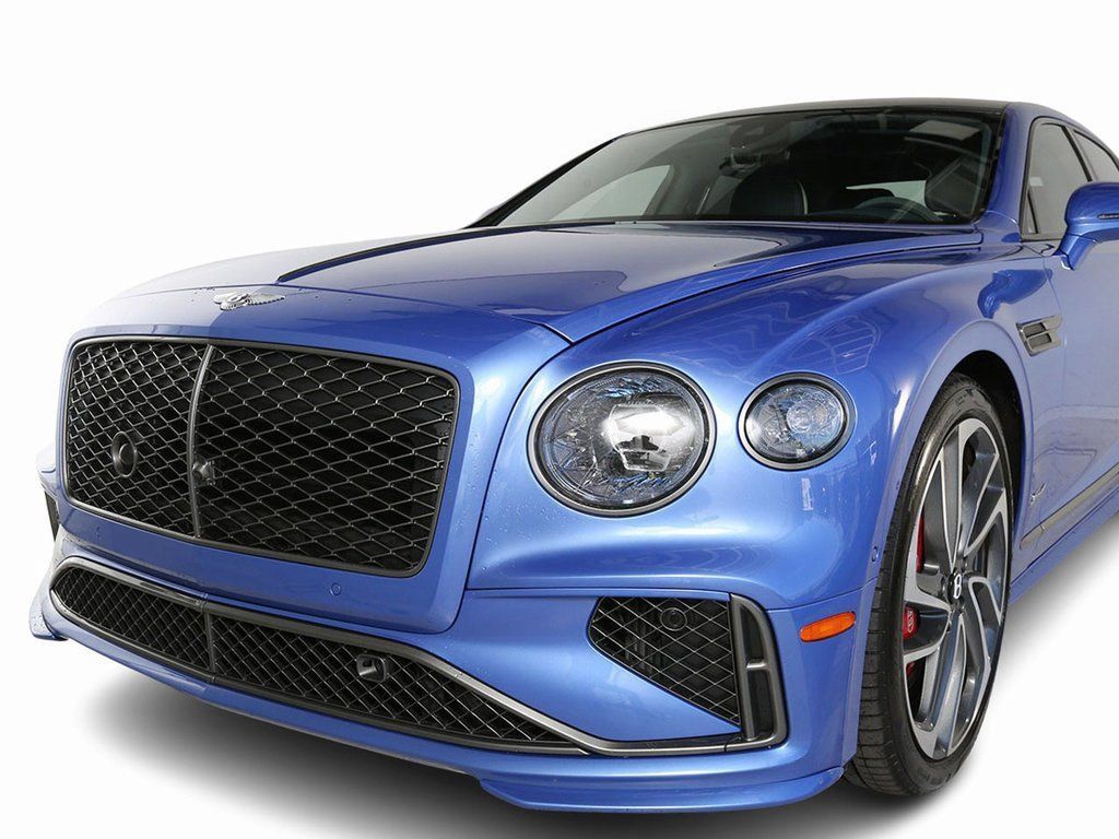 Certified 2025 Bentley Flying Spur Plug-In Hybrid w/ First Edition Specification AWD/4WD image 9