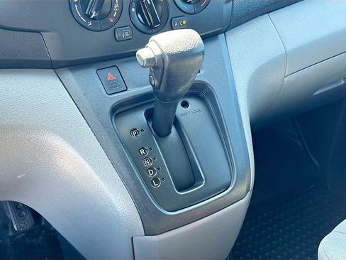Used 2020 Nissan NV200 SV FWD image 12