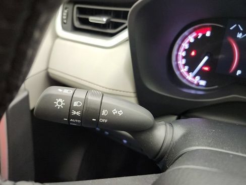 Used 2023 Toyota RAV4 XLE Premium FWD image 54