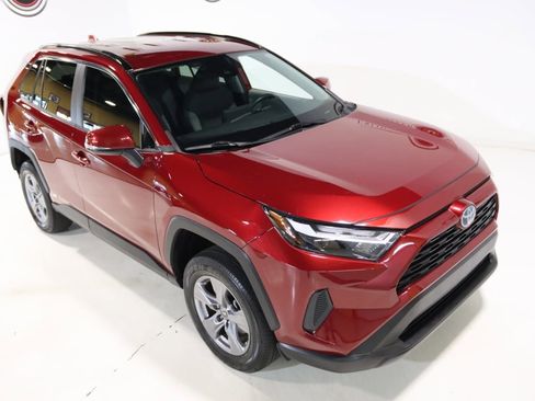 Used 2022 Toyota RAV4 XLE image 71